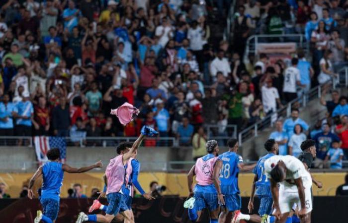 أخبار الكرة السعودية | تعليق حزين من نجم مانشستر سيتي على الهزيمة أمام الهلال | Elahlyfans