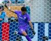 أخبار الكرة السعودية | الهلال يحرز هدف التعادل ضد فلومينينسي وبونو يتصدى لانفراد ببراعة.. فيديو | Elahlyfans